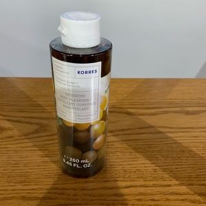 Korres Renewing Body Cleanser